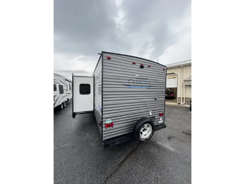 2021 COACHMEN CATALINA 263BHSCK