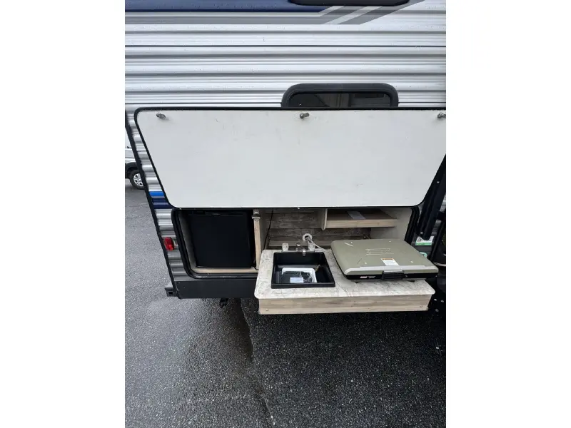 2021 COACHMEN CATALINA 263BHSCK