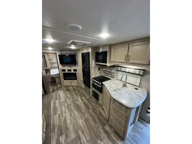 2021 COACHMEN CATALINA 263BHSCK