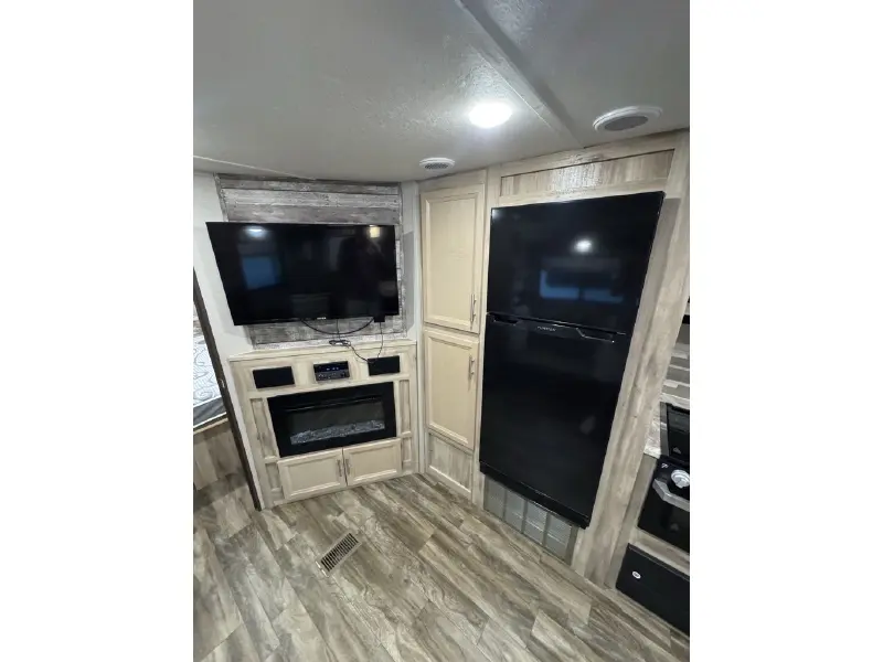 2021 COACHMEN CATALINA 263BHSCK