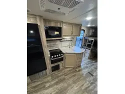2021 COACHMEN CATALINA 263BHSCK