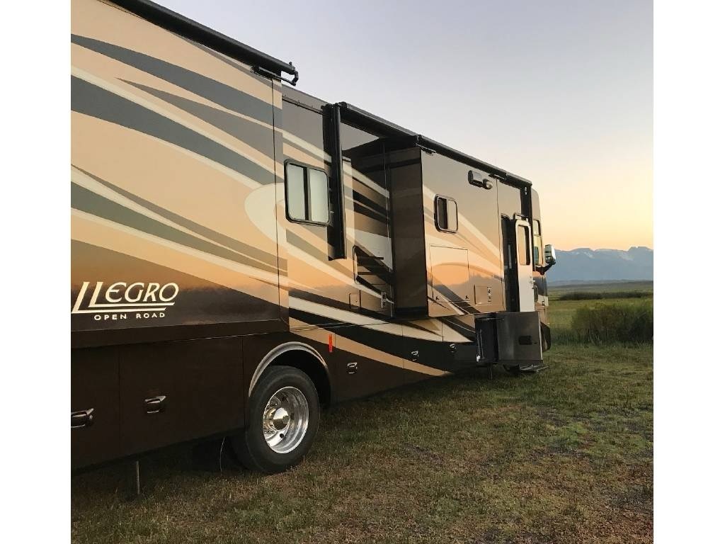 2014 Tiffin Motorhomes ALLEGRO OPEN ROAD 34TGA RV