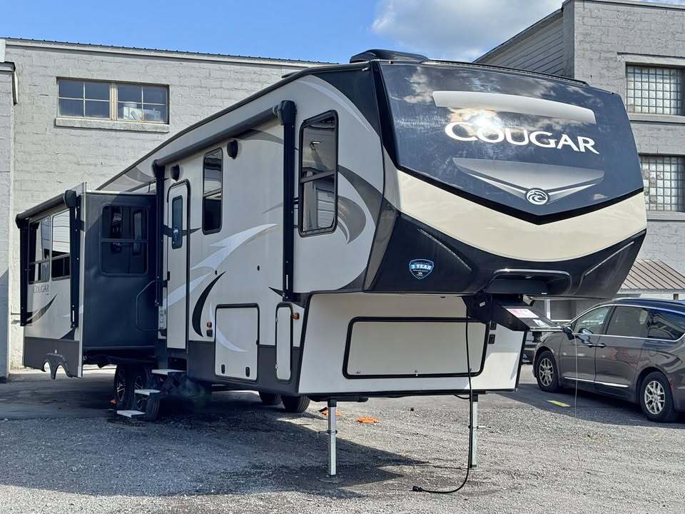2019 Keystone COUGAR 369BHS in syracuse NY