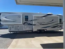 2020 NORTHWOOD MFG ARCTIC FOX 35-5Z