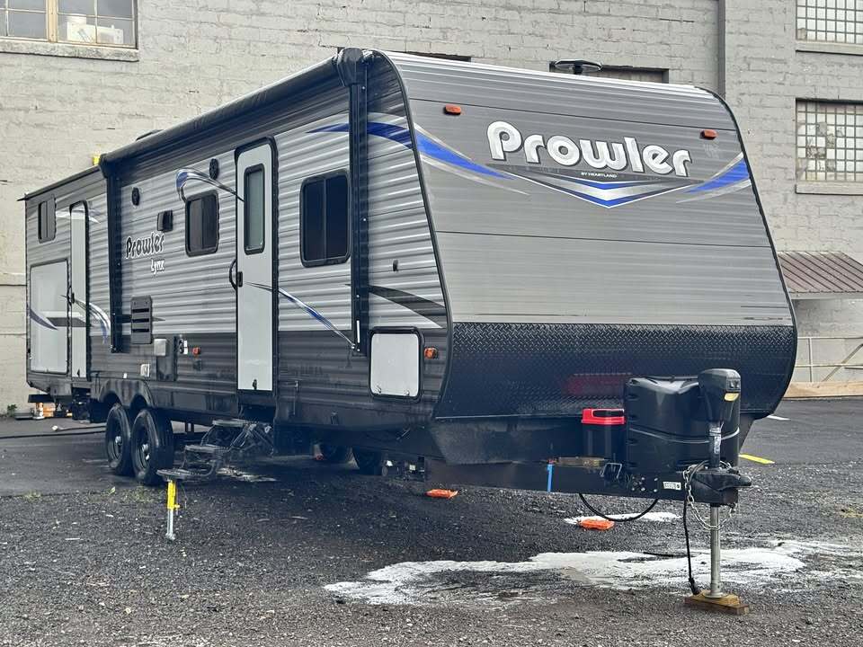 2019 Heartland PROWLER LYNX 32 LX in syracuse NY