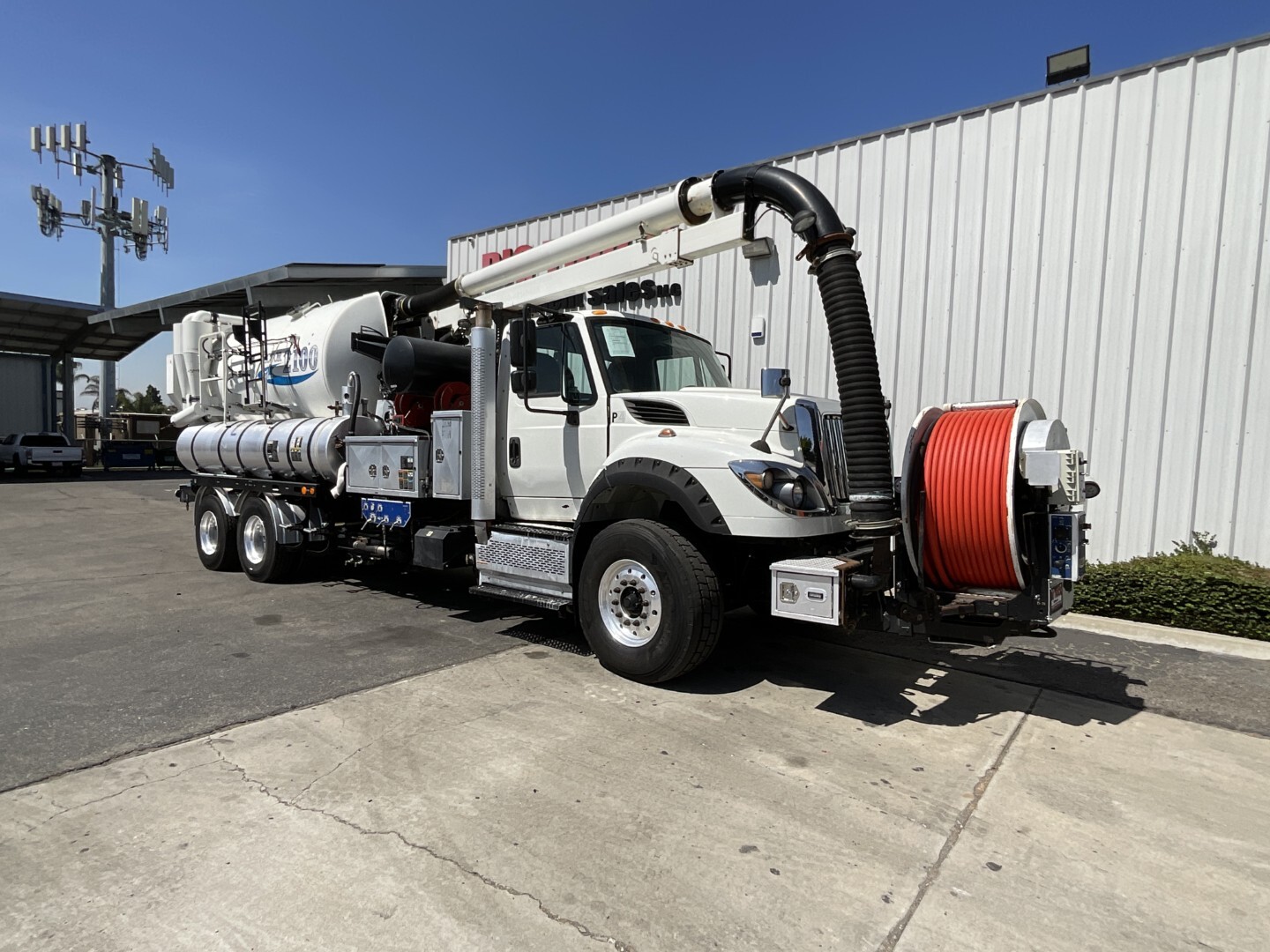 2016 VACTOR (TRUCK) 2100 PLUS in Fontana, CA