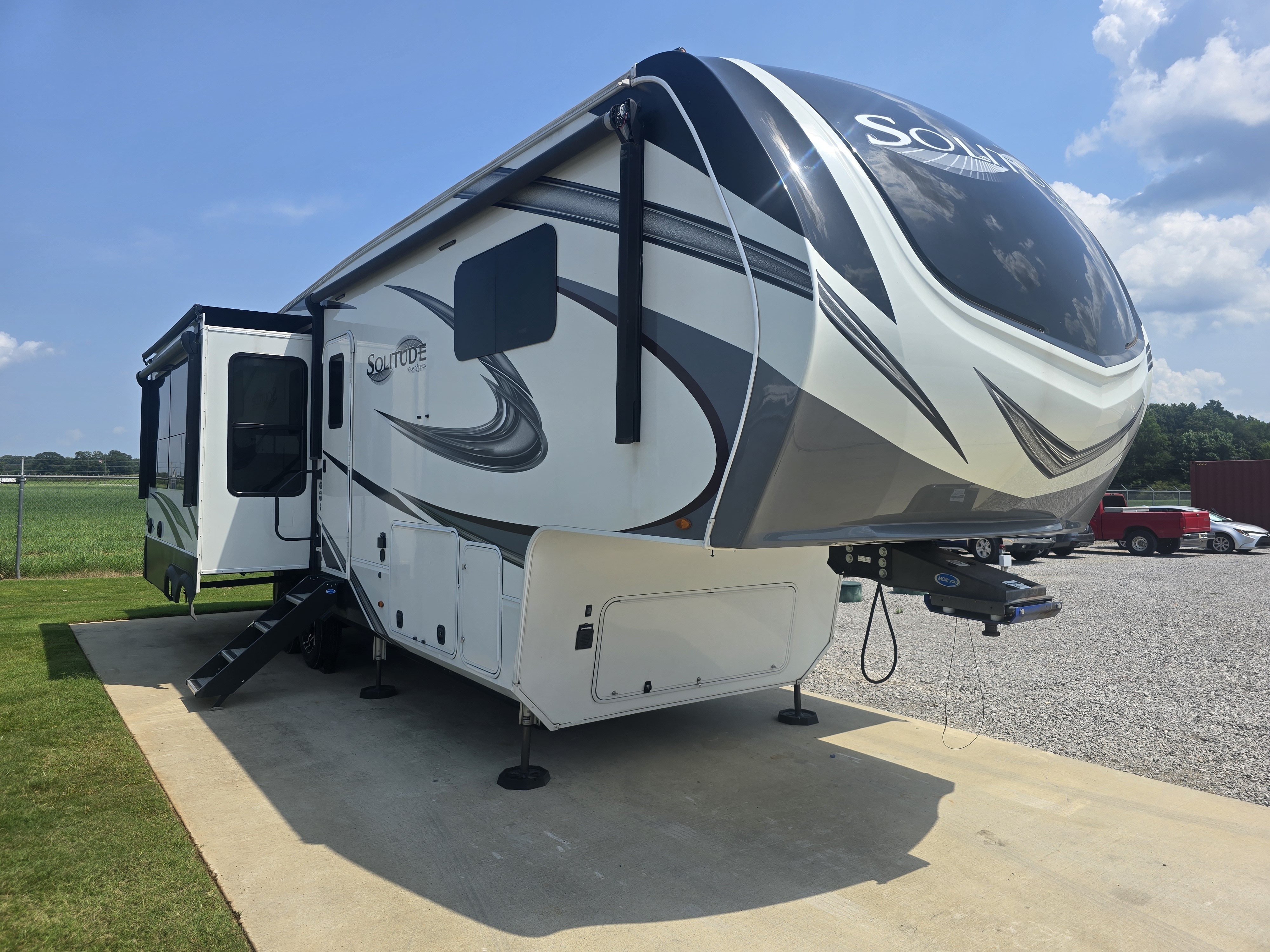2021 Grand Design Solitude 310GK RV