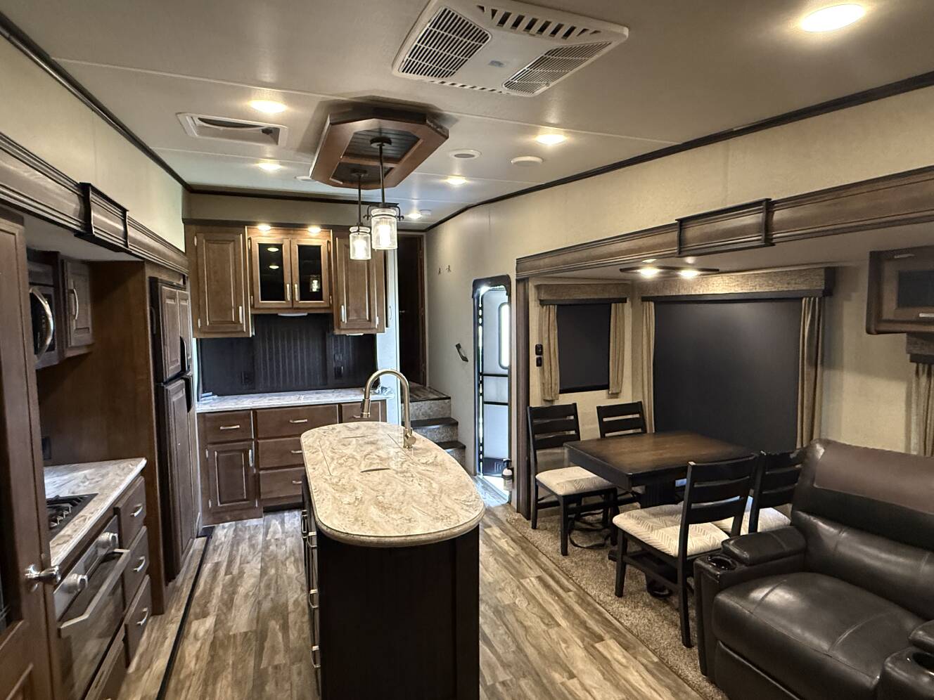 A photo of this 2018 Grand Design REFLECTION 337RLS