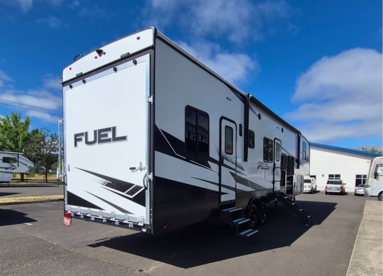 A photo of this 2023 Heartland FUEL 362