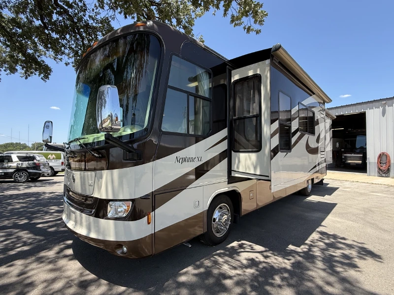 2008 HOLIDAY RAMBLER NEPTUNE 37PDQ