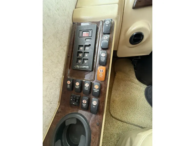 2008 HOLIDAY RAMBLER NEPTUNE 37PDQ