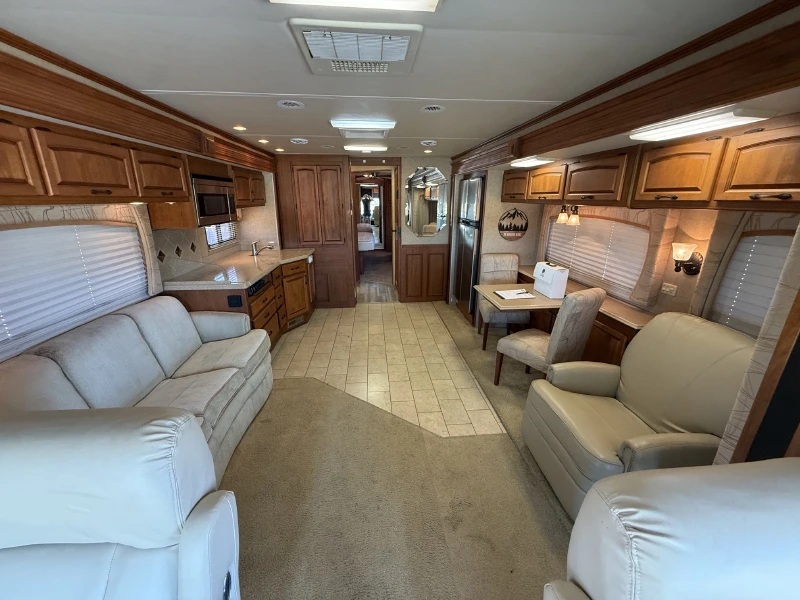 2008 HOLIDAY RAMBLER NEPTUNE 37PDQ