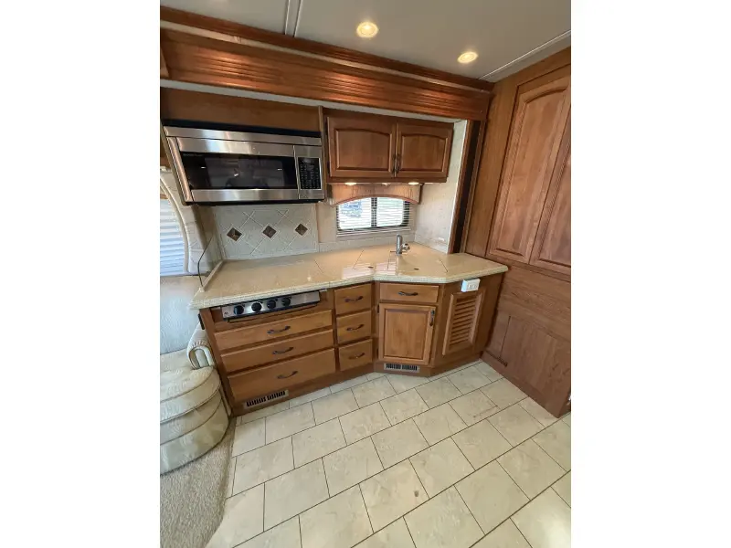 2008 HOLIDAY RAMBLER NEPTUNE 37PDQ
