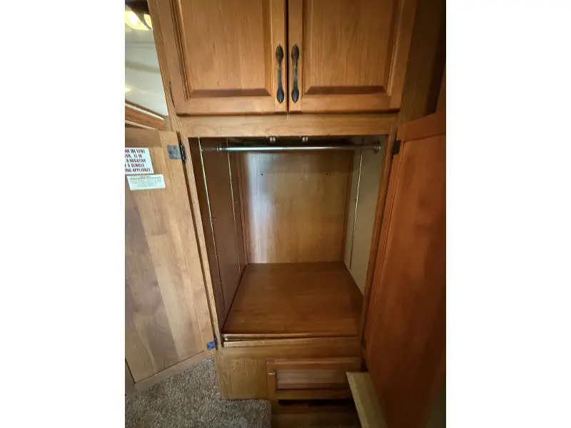 2008 HOLIDAY RAMBLER NEPTUNE 37PDQ