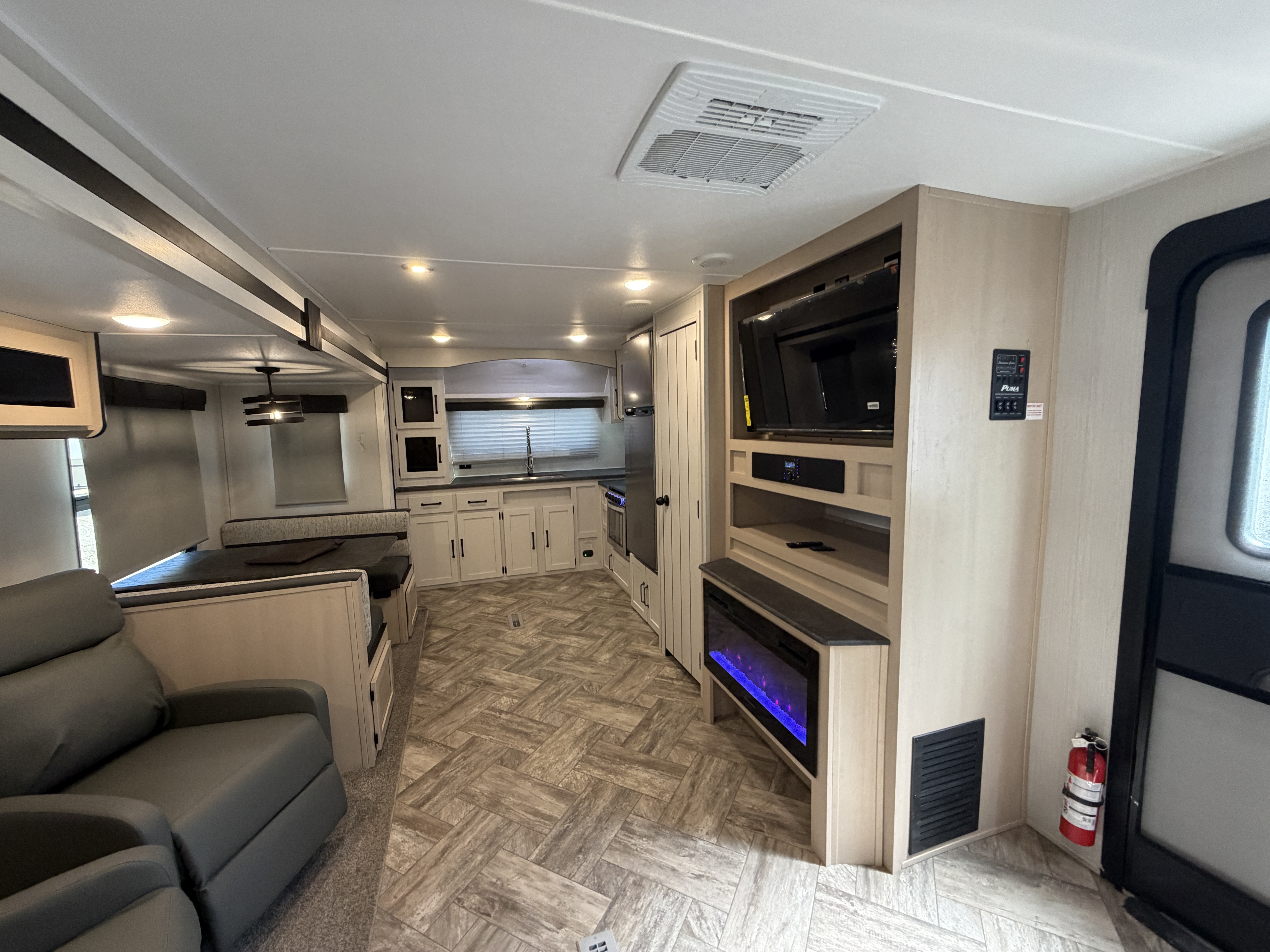 2023 Forest River Palomino 31FKRK RV