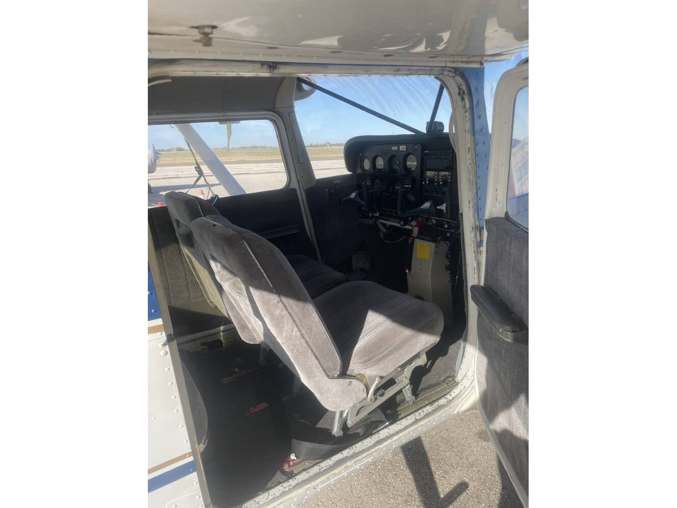 A photo of this 1969 Cessna 172