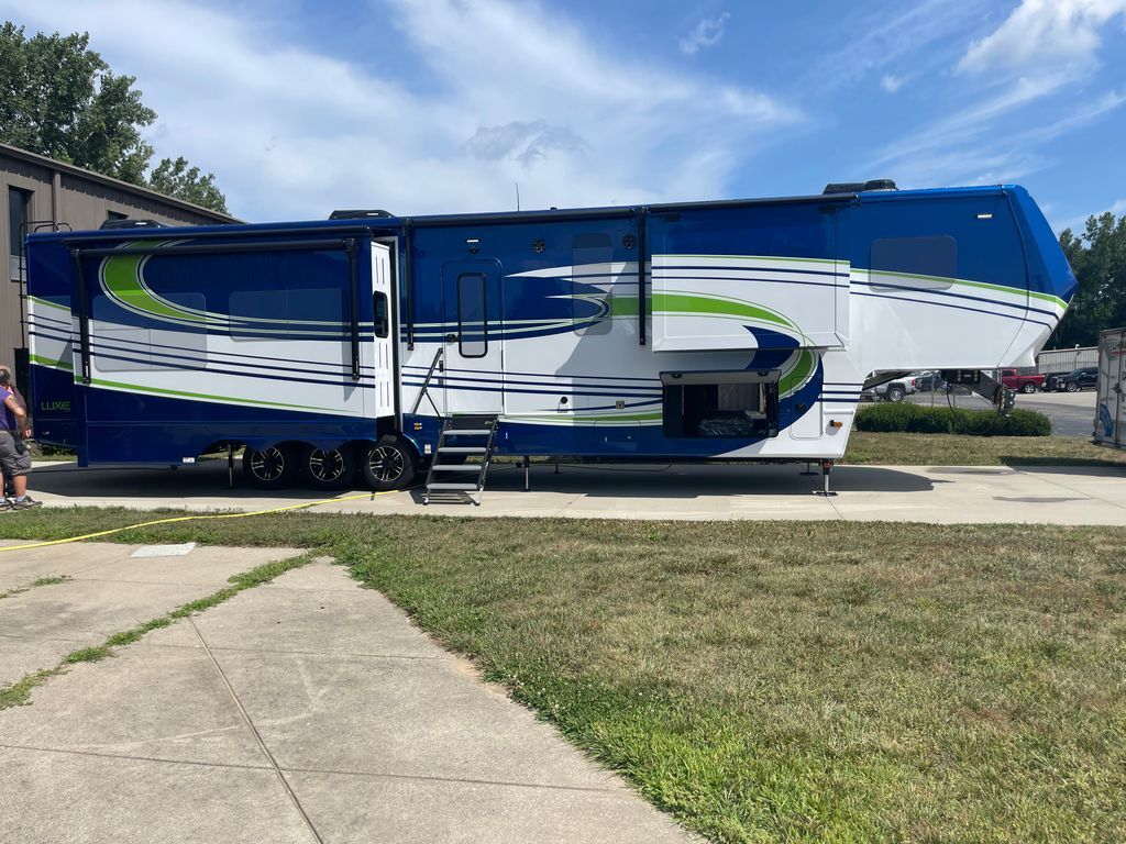 2026 Luxe Elite 42RL in renton WA