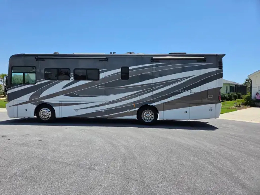2020 Tiffin Motorhomes Allegro Red 33AL in panama city beach FL