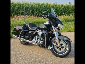 2017 Harley-Davidson ELECTRA GLIDE ULTRA LIMITED ULTRA LIMITED in Rochester, MN