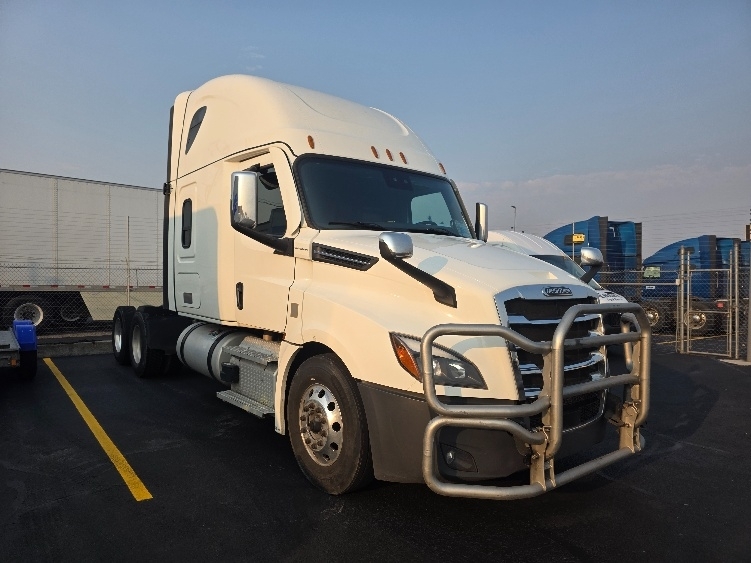 2022 FREIGHTLINER CASCADIA 126 in Spokane Valley, WA