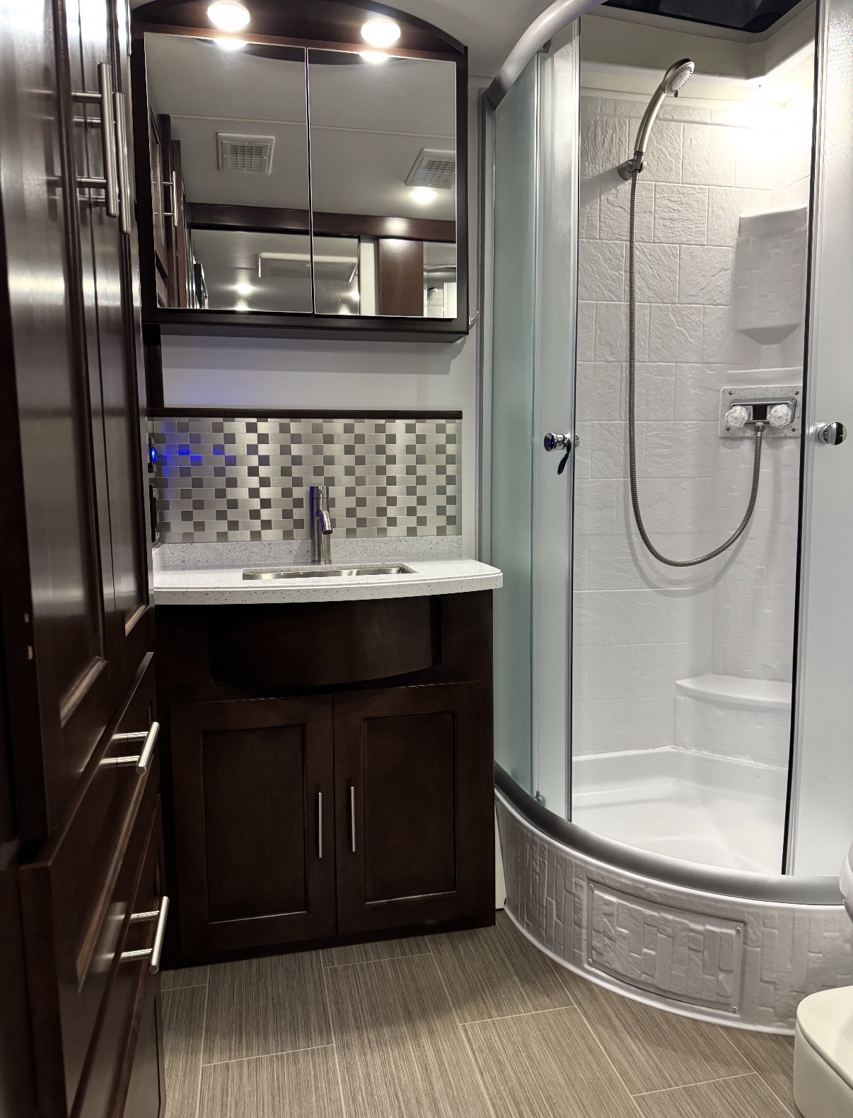 2021 Regency Conversions ULTRA BROUGHAM 25 MB in lake worth FL