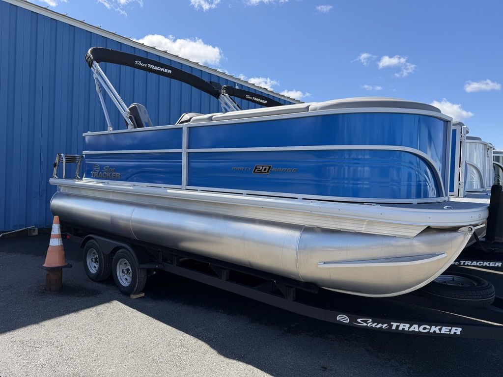 2026 Sun Tracker PB 20 DLX in south portland ME