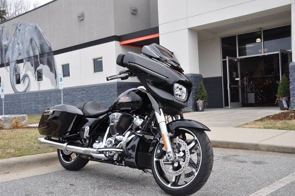 2025 Harley-Davidson® FLHX - Street Glide® FLHX in High Point, NC