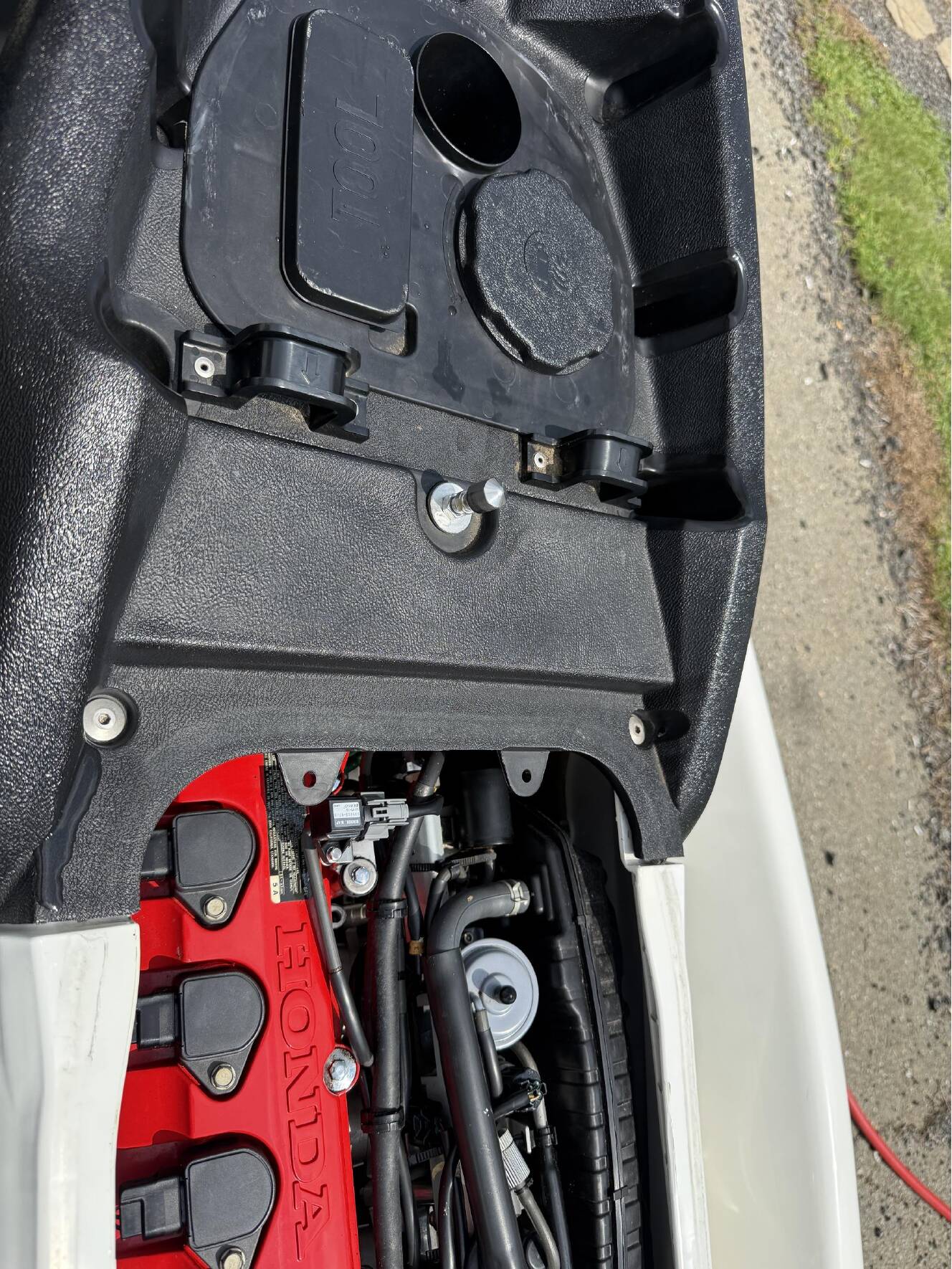 A photo of this 2005 Honda Marine Aquatrax F-12