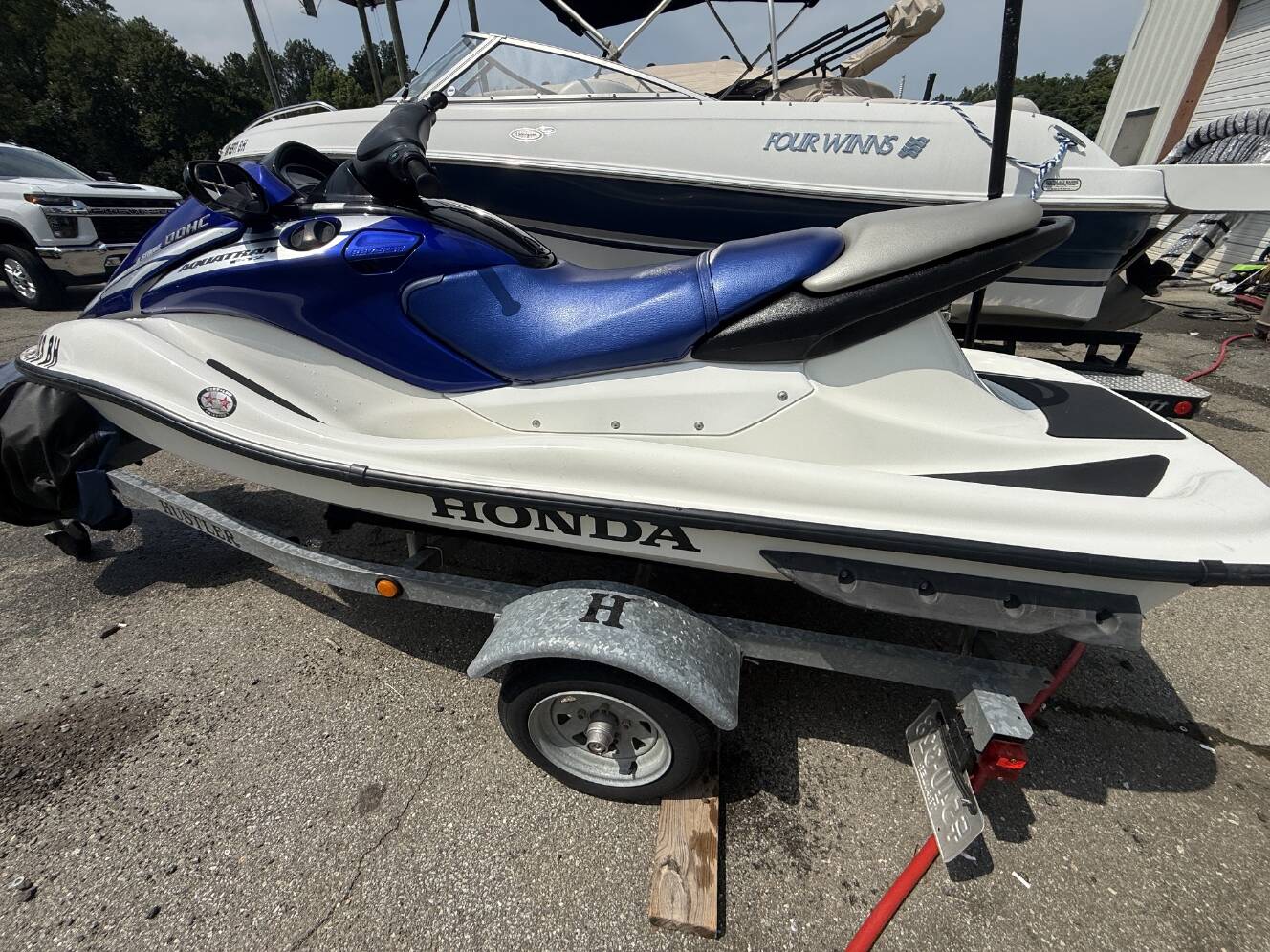 A photo of this 2005 Honda Marine Aquatrax F-12