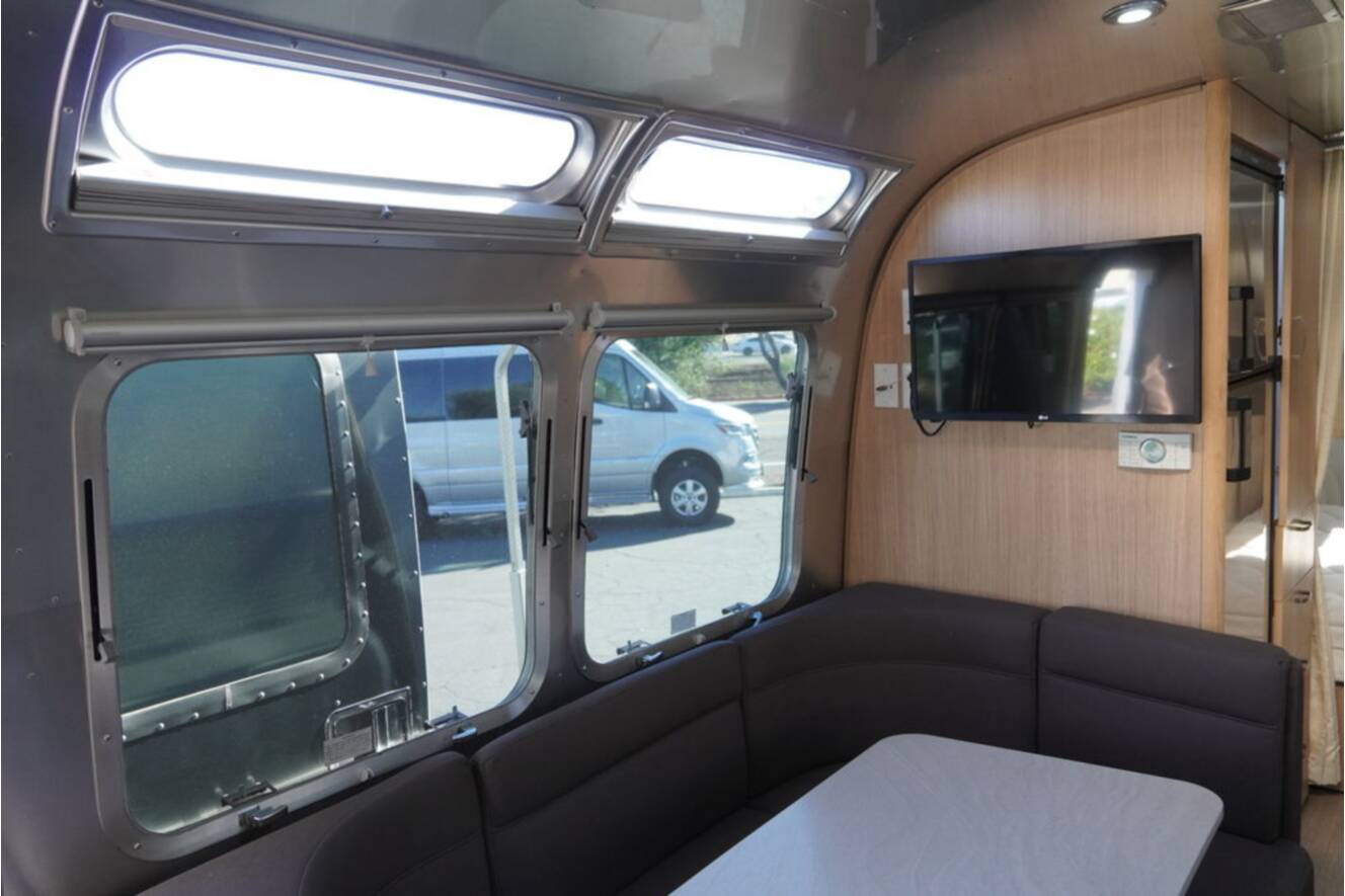 A photo of this 2020 Airstream Flying Cloud 30FB Bunk