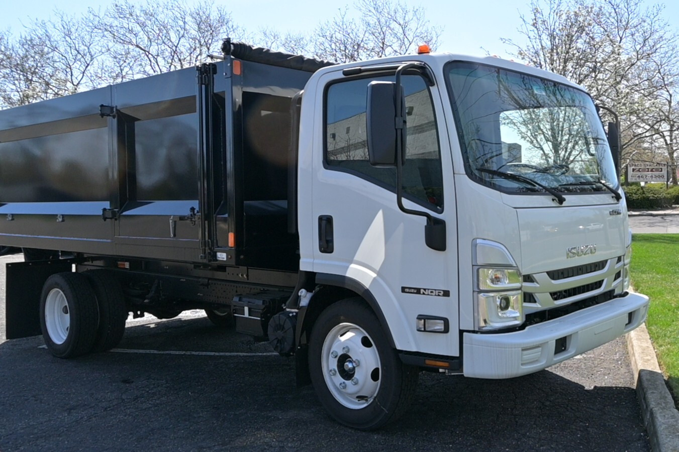 2025 ISUZU NQR Standard Cab (N-Series Class 5 Gas) in Ronkonkoma, NY