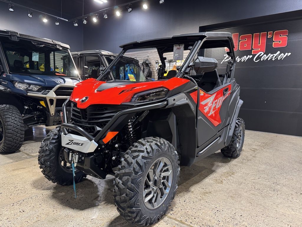 2025 CFMOTO ZFORCE 950 Trail in reedsburg WI