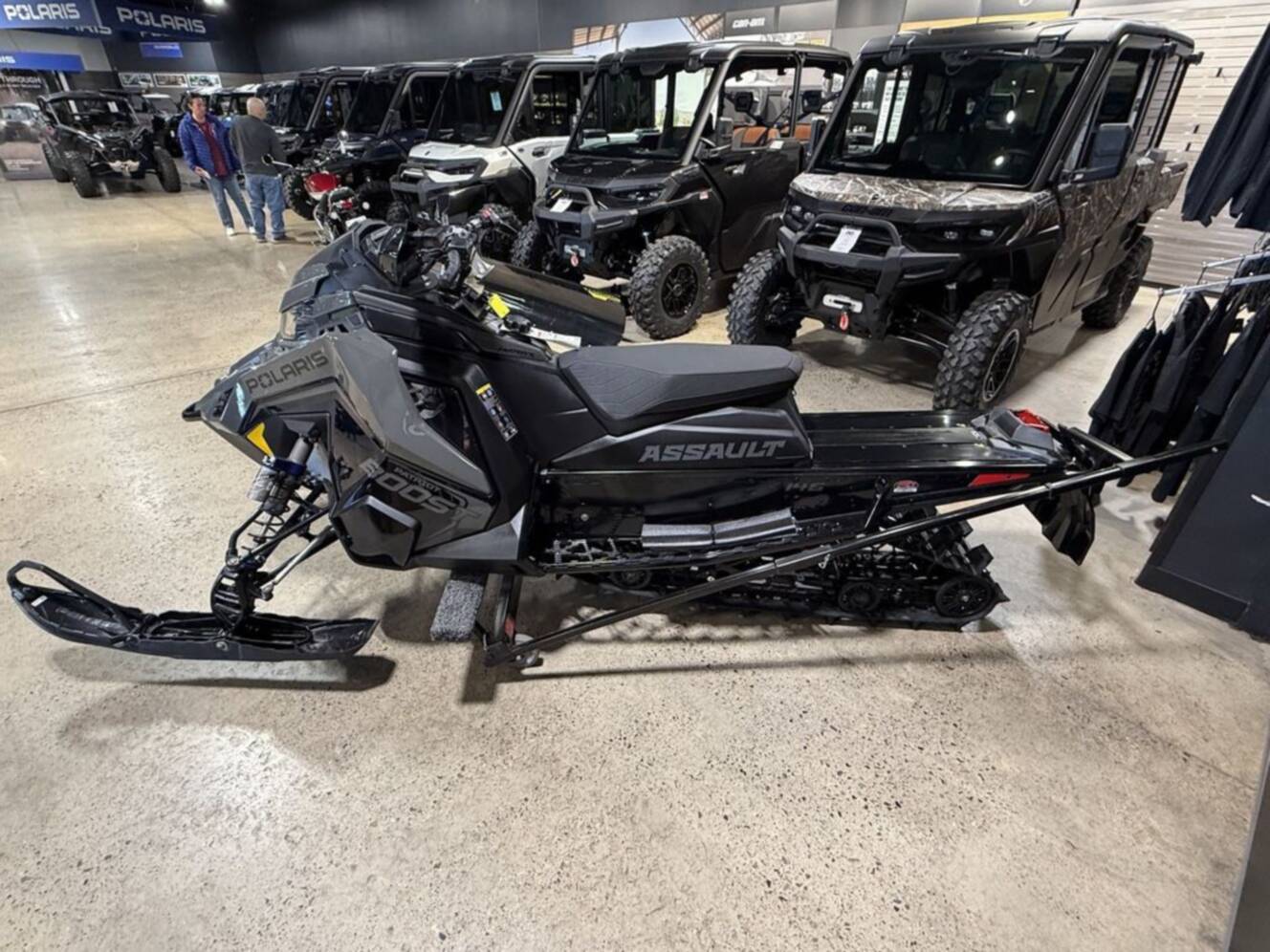 A photo of this 2025 Polaris® Boost Switchback Assault 146 Shadow Gray / Gloss Black