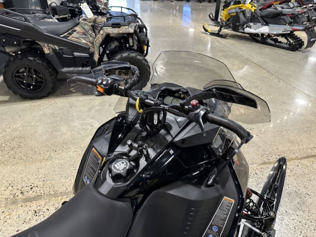 A photo of this 2023 Ski-Doo MXZ BLIZZARD 600R
