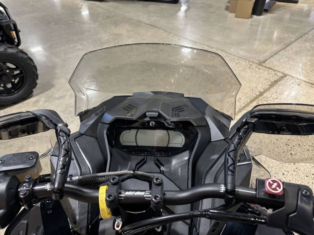 A photo of this 2023 Ski-Doo MXZ BLIZZARD 600R