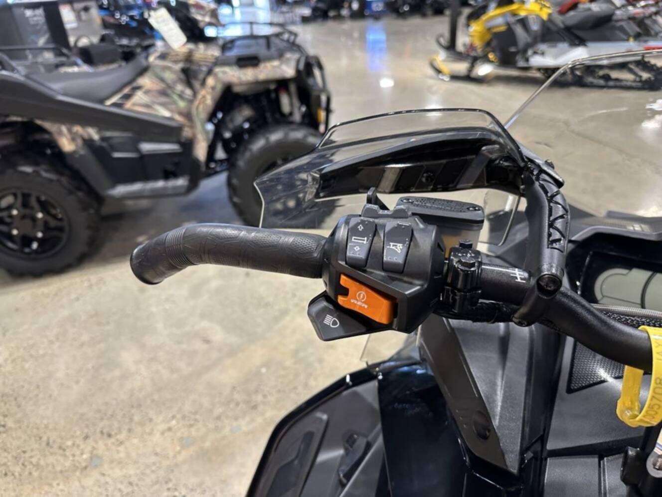 A photo of this 2023 Ski-Doo MXZ BLIZZARD 600R