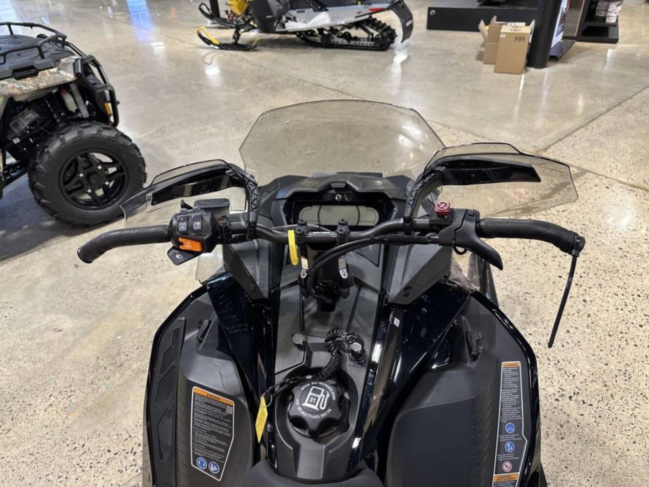 A photo of this 2023 Ski-Doo MXZ BLIZZARD 600R