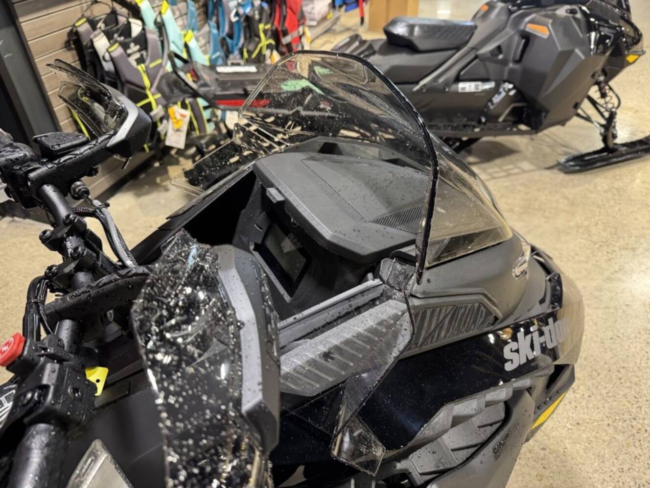 A photo of this 2026 Ski-Doo MXZ® Adrenaline® 850 E-TEC 137_Black