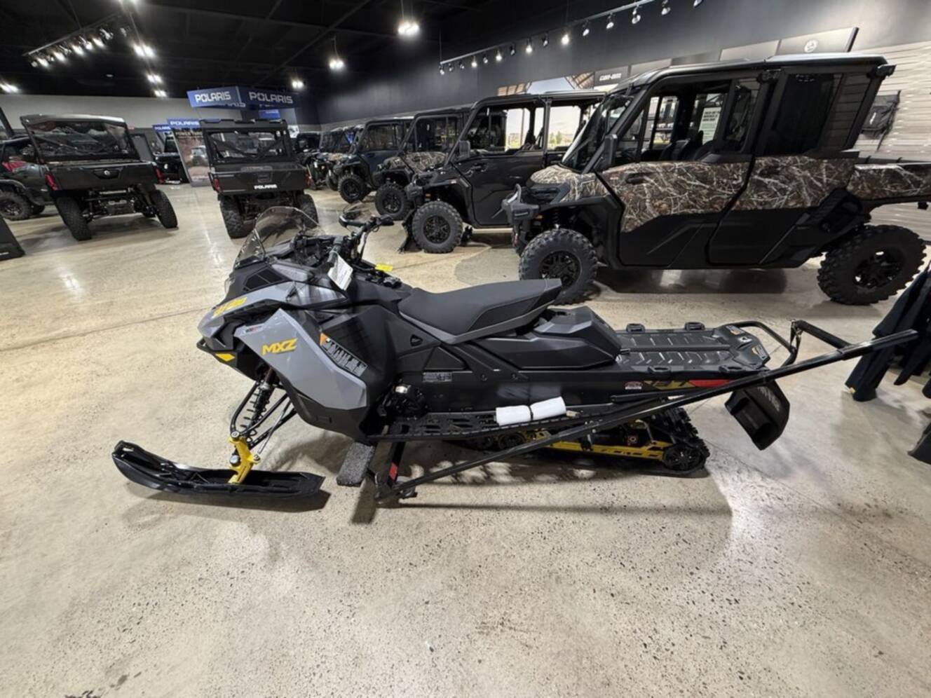 A photo of this 2026 Ski-Doo MXZ® Adrenaline® 600R E-TEC 137_Grey