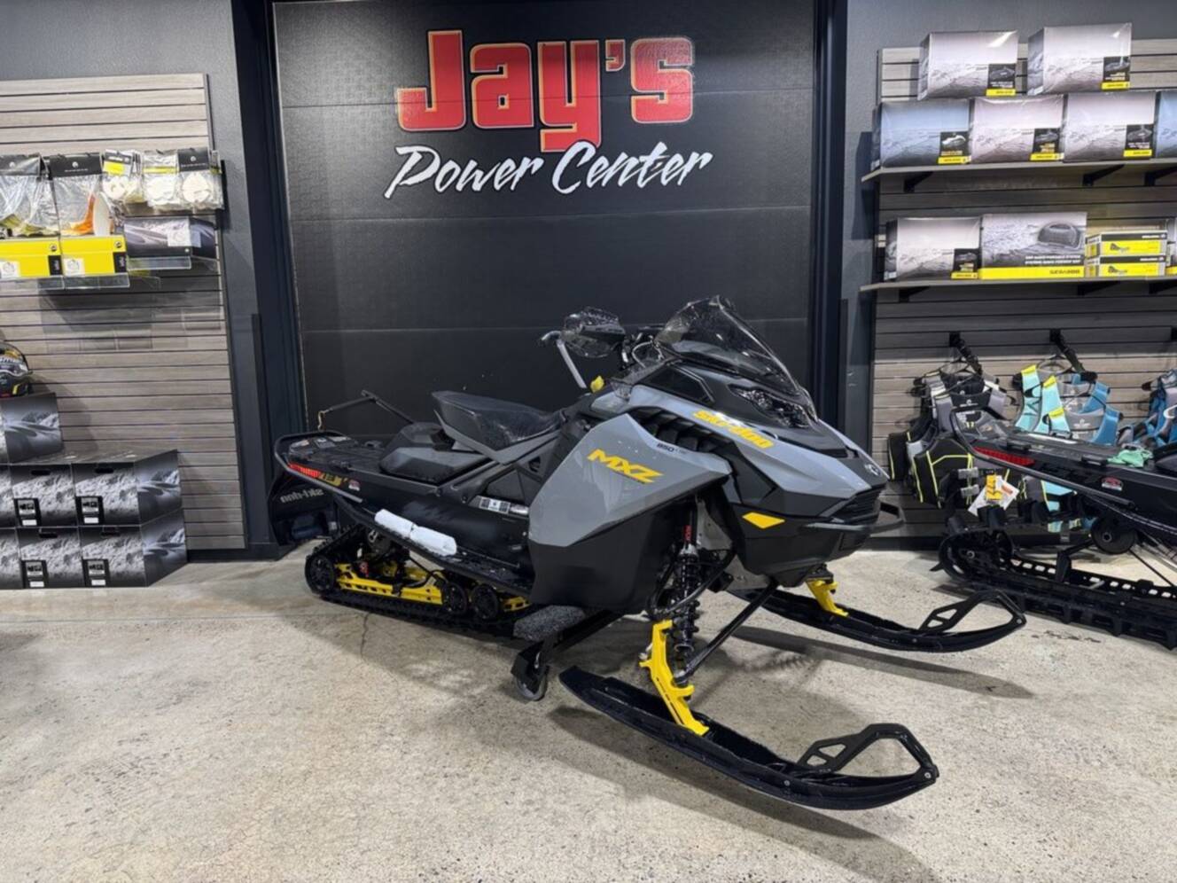 A photo of this 2026 Ski-Doo MXZ® Adrenaline® 850 E-TEC 137_Grey