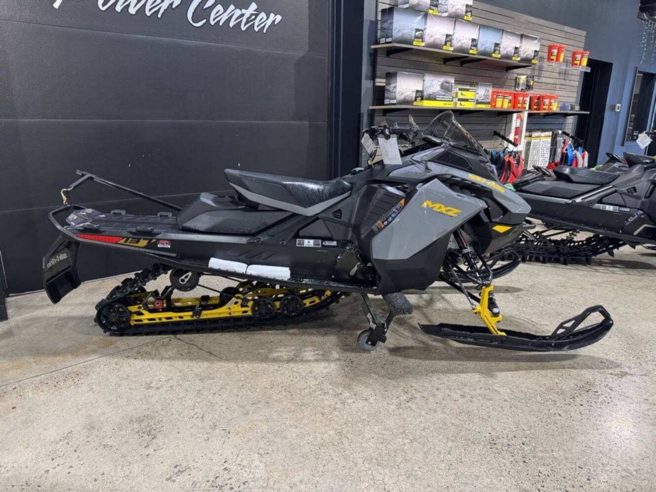 A photo of this 2026 Ski-Doo MXZ® Adrenaline® 850 E-TEC 137_Grey
