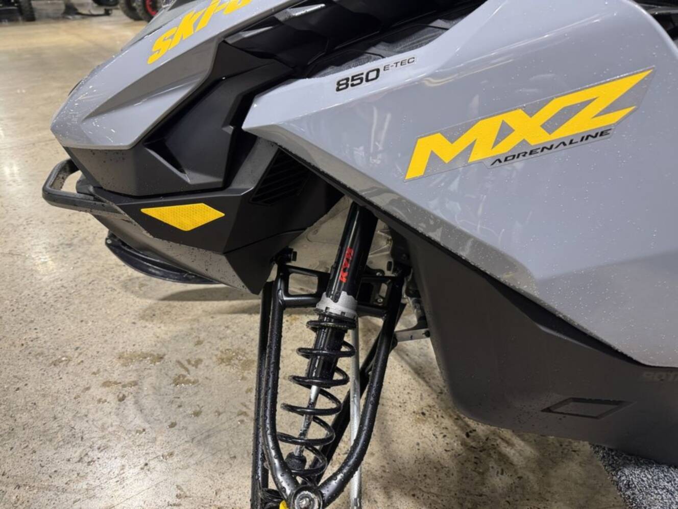 A photo of this 2026 Ski-Doo MXZ® Adrenaline® 850 E-TEC 137_Grey