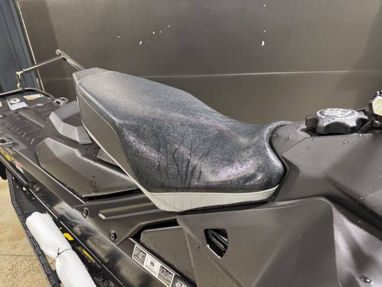 A photo of this 2026 Ski-Doo MXZ® Adrenaline® 850 E-TEC 137_Grey