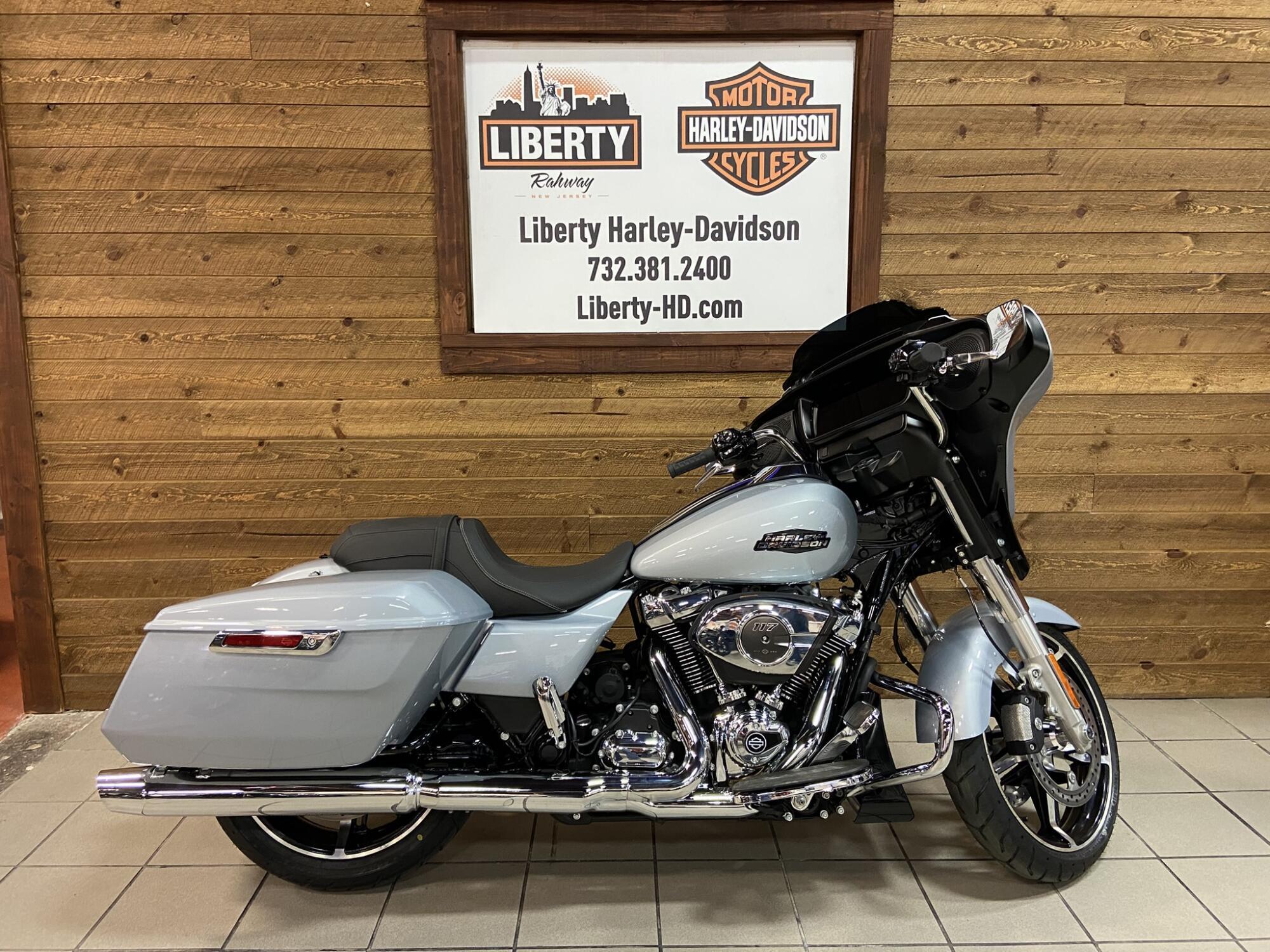 2025 Harley-Davidson Street Glide in Rahway, NJ