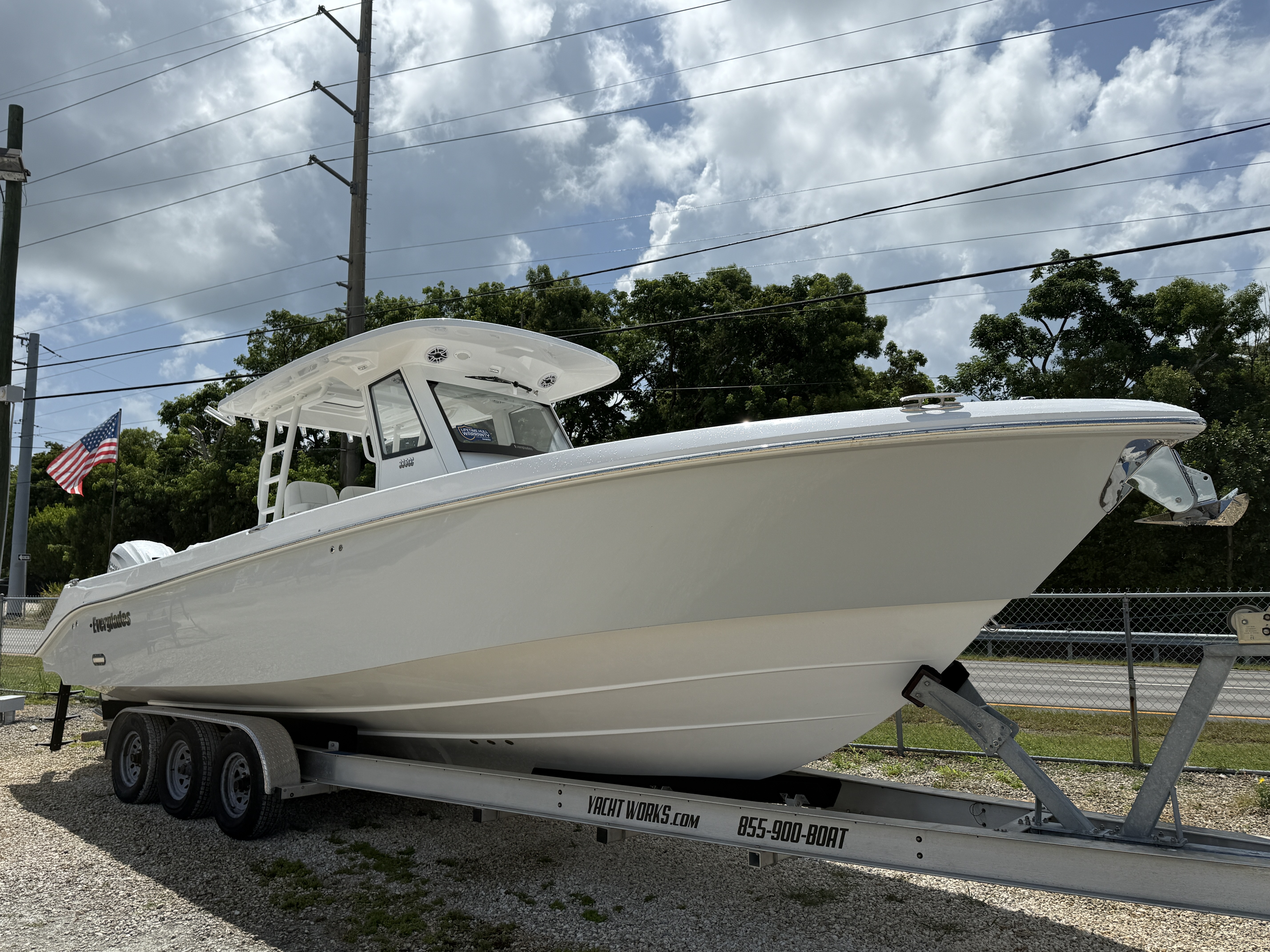 2027 Everglades 335 Center Console in sister bay WI