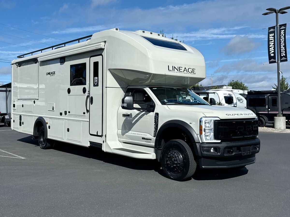 2027 Grand Design Lineage Super C Series F 31ZW in sandy OR