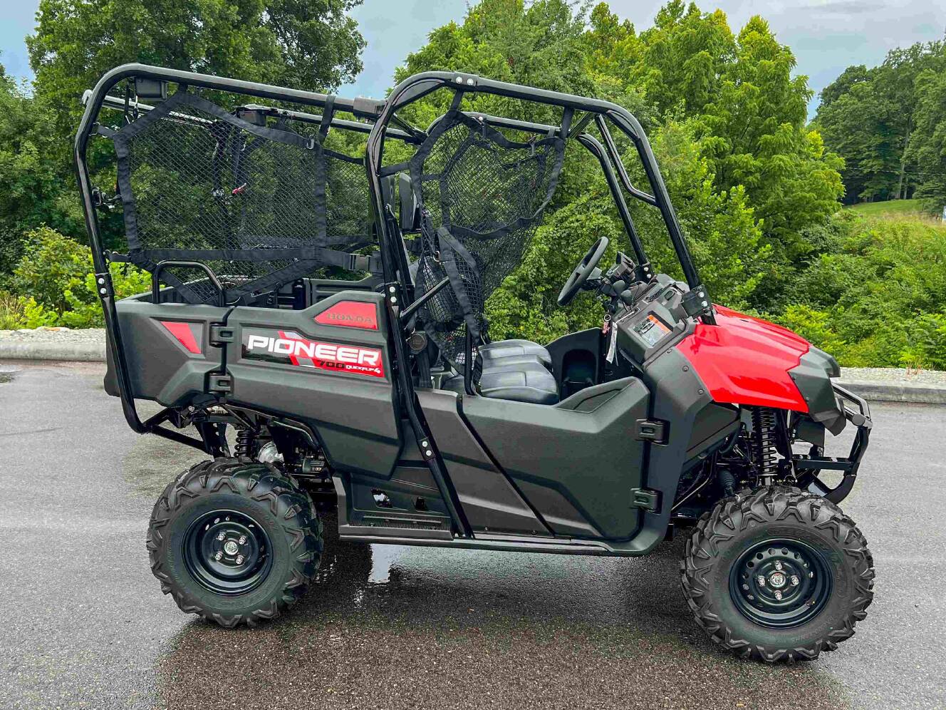 A photo of this 2026 Honda PIONEER 700-4
