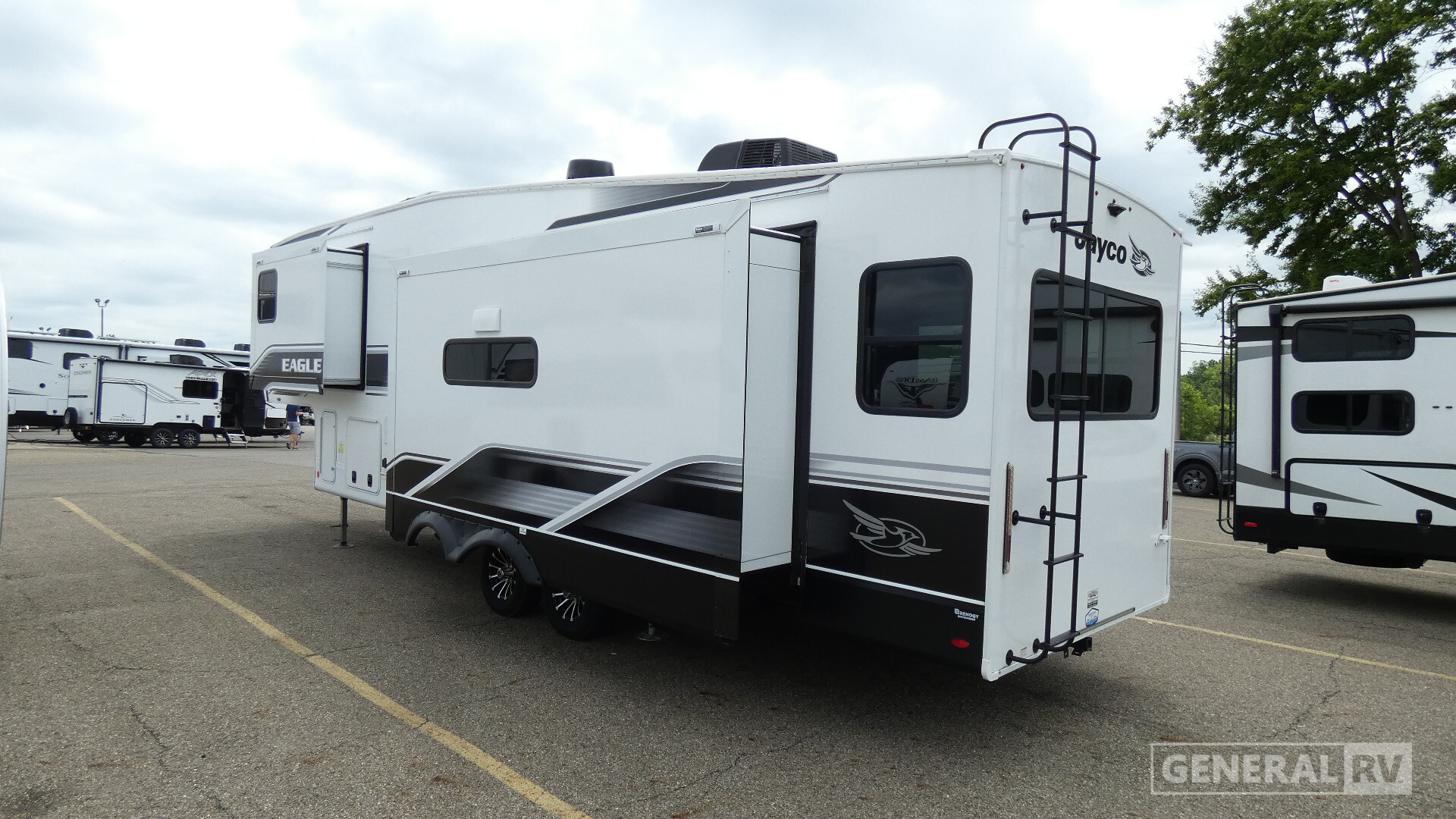 2025 Jayco EAGLE 30CRT in north canton OH