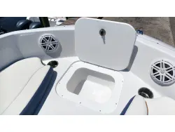 2027 Stingray 19 DC