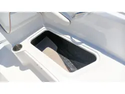 2027 Stingray 19 DC